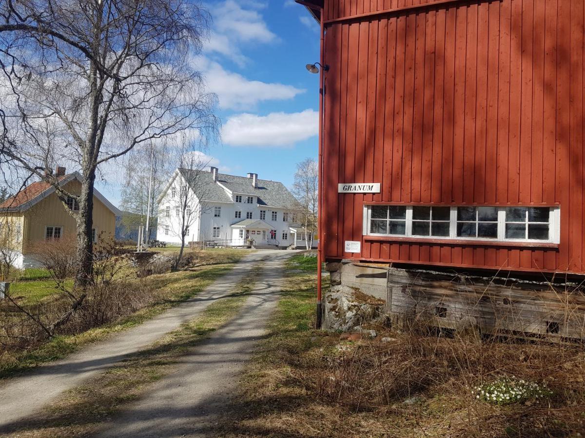 Отель Granum Gard Fluberg Экстерьер фото
