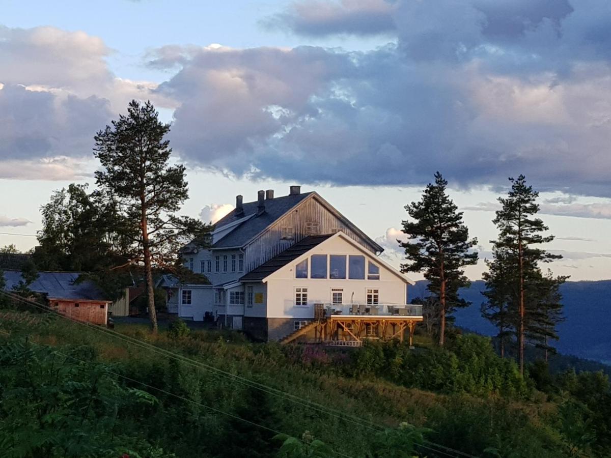 Отель Granum Gard Fluberg Экстерьер фото