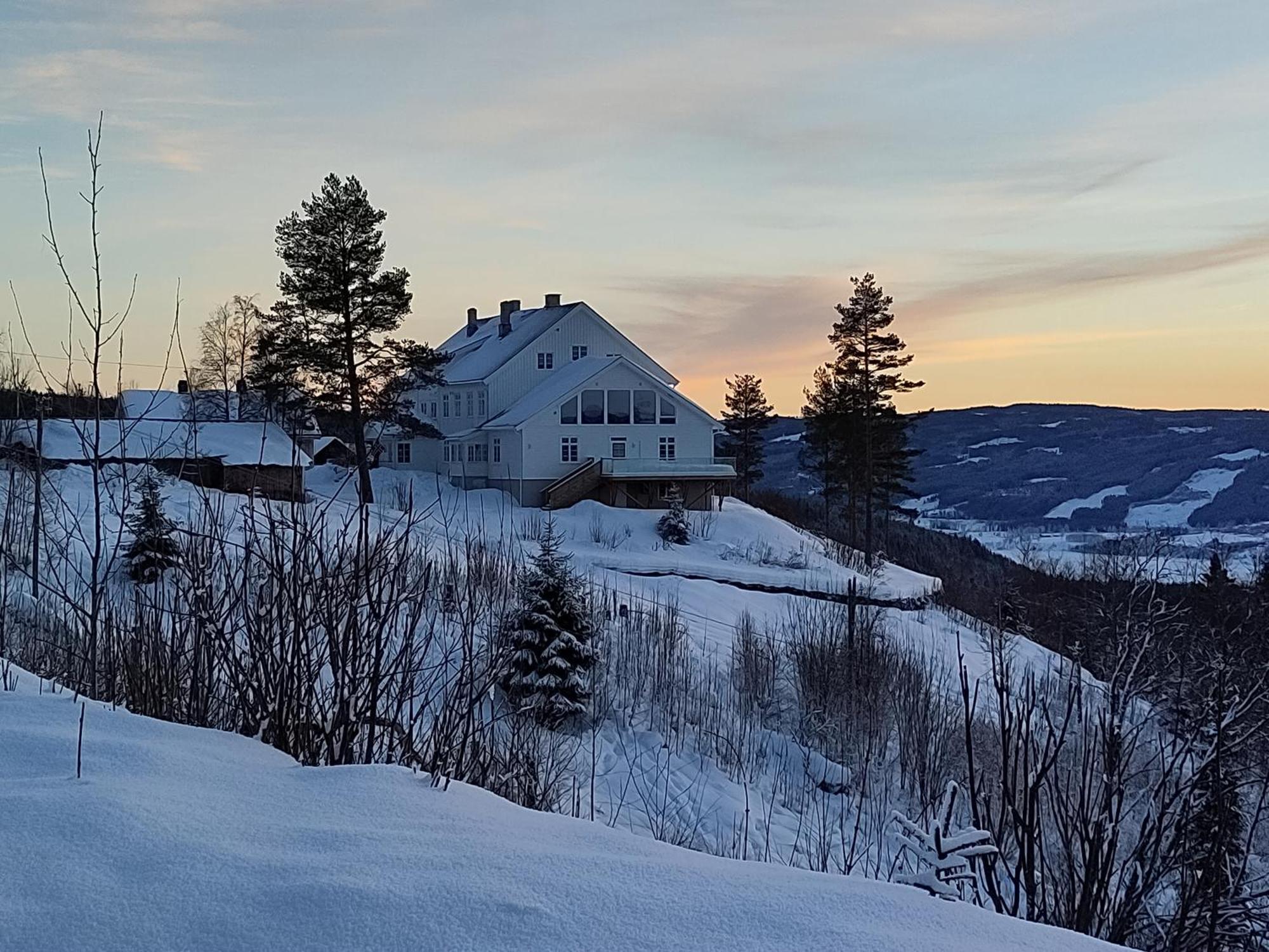 Отель Granum Gard Fluberg Экстерьер фото